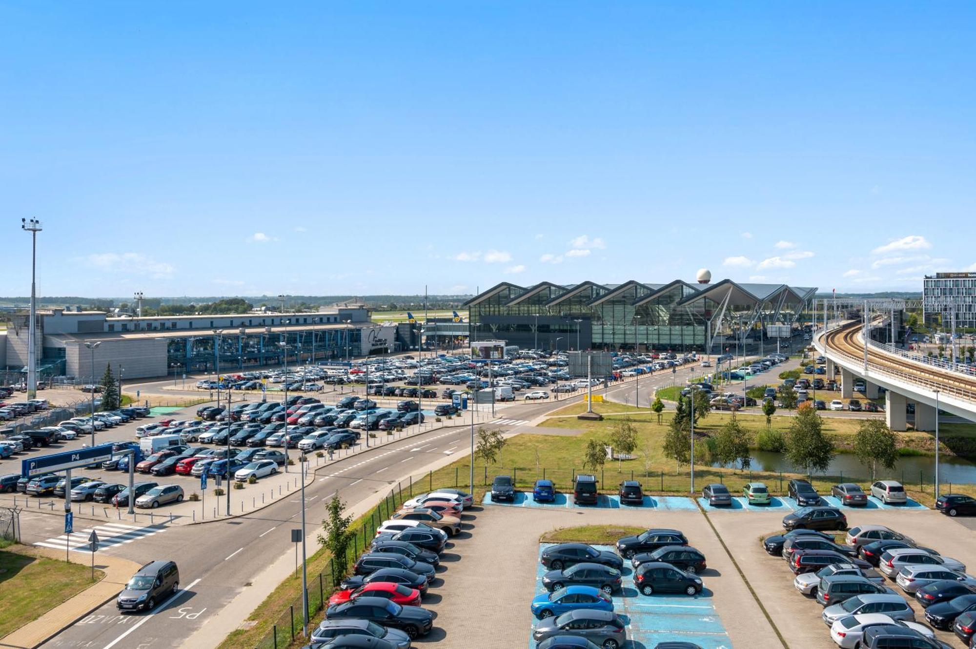 Hotel Milo Gdansk Airport Exteriör bild