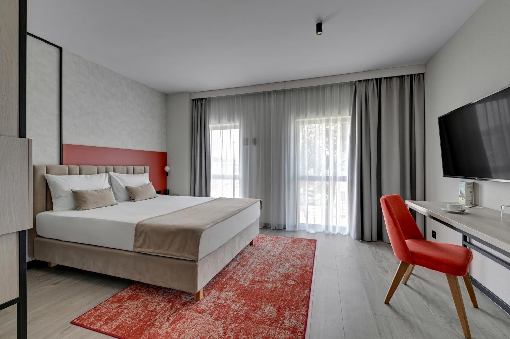 Hotel Milo Gdansk Airport Exteriör bild